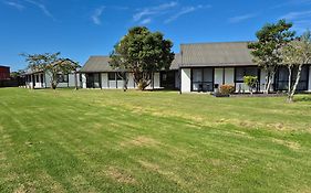 Magnolia Court Motel